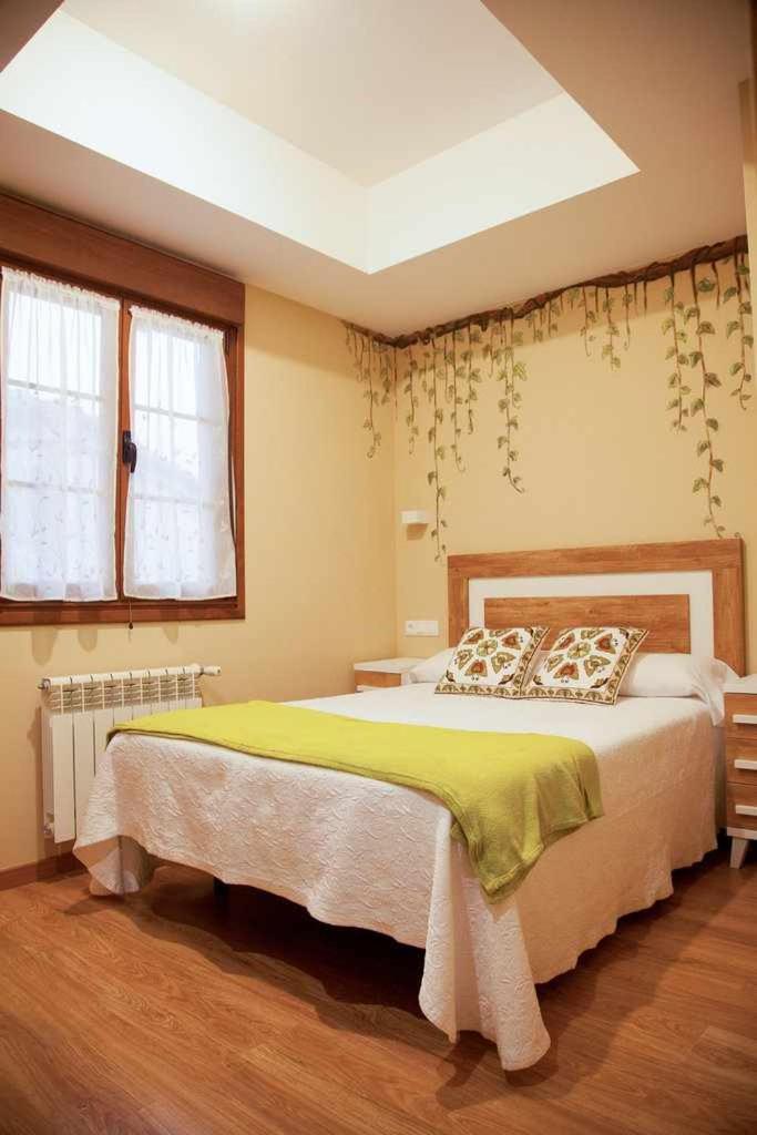 Cumbres De Los Picos Apartamento La Yedra Poo  외부 사진